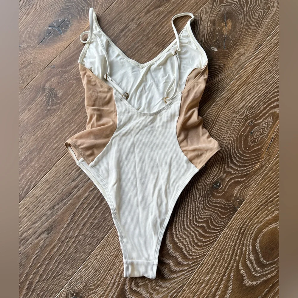 L*SPACE Ribbed Hollywood One-Piece Swimsuit - Picture 3 of 6